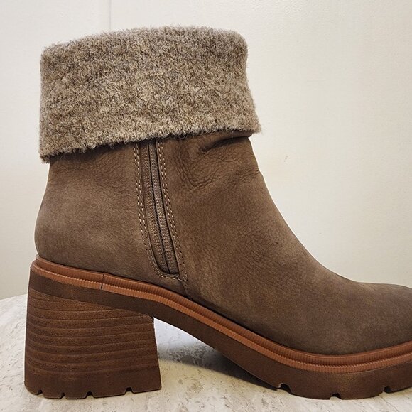 Earth Womens Gresa Waterproof Medium Natural Leather Block Heel from Macy’s C013 - Picture 5 of 8